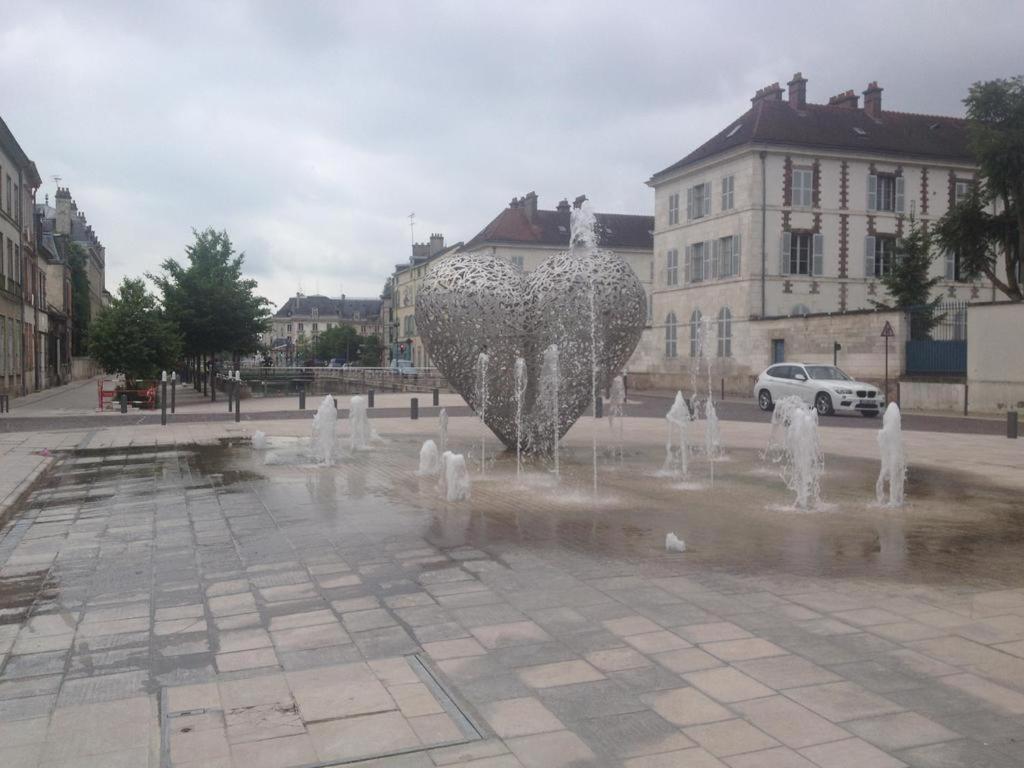 Le St Frobert au coeur de Troyes Lejlighed Eksteriør billede
